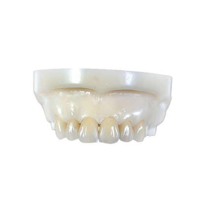 Des crowns et des ponts à dents en céramique de zirconium
