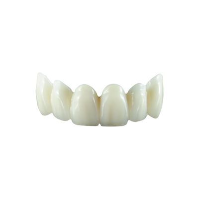 Couronne naturelle de dent de zircone de couleur moins les molaires transparentes aucune lignes noires sur les bords