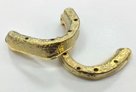 Pont en zirconium complet avec support de barre de titane, couronnes en zirconium avec ponts avec support de barre de titane