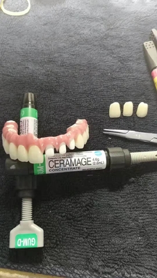 Couronne dentaire démontable de titane individuel flexible pour la clinique dentaire