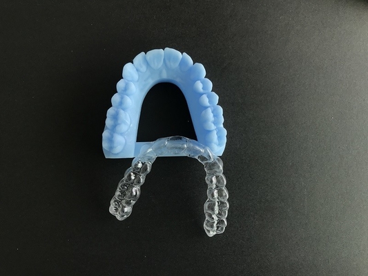Ultra dur les appareils orthodontiques invisibles démontables faciles maintiennent