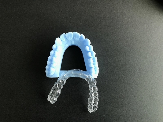 Ultra dur les appareils orthodontiques invisibles démontables faciles maintiennent