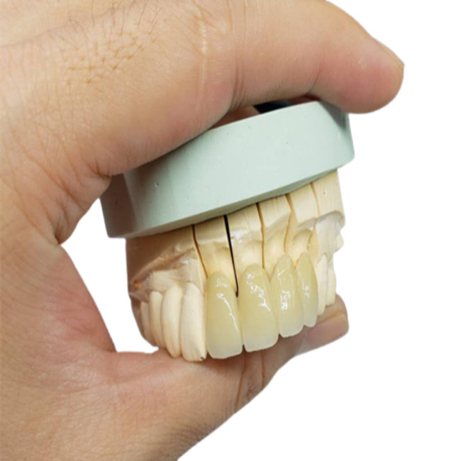 Couronne anticorrosion de porcelaine d'OEM de sécurité tout le regard naturel en céramique